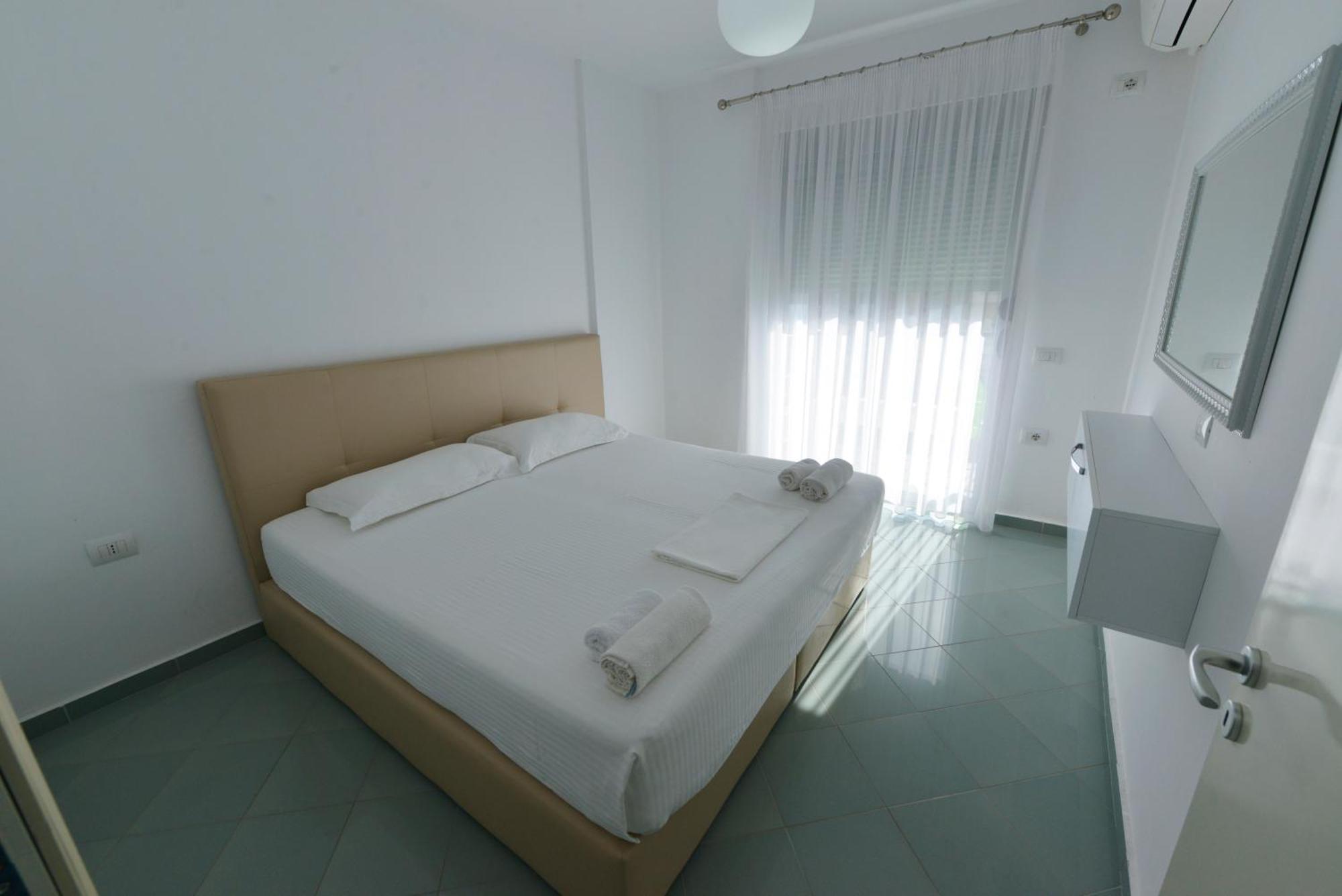 Apt Sarandë 外观 照片