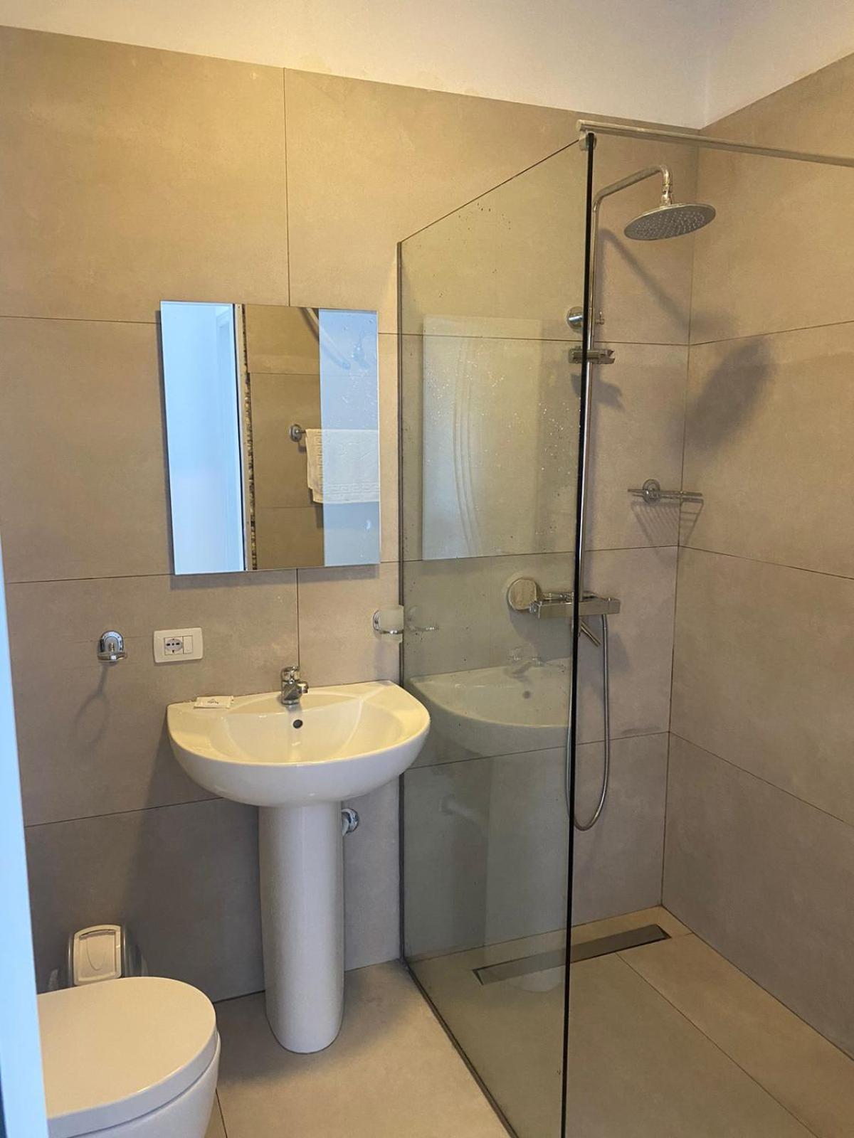 Apt Sarandë 外观 照片