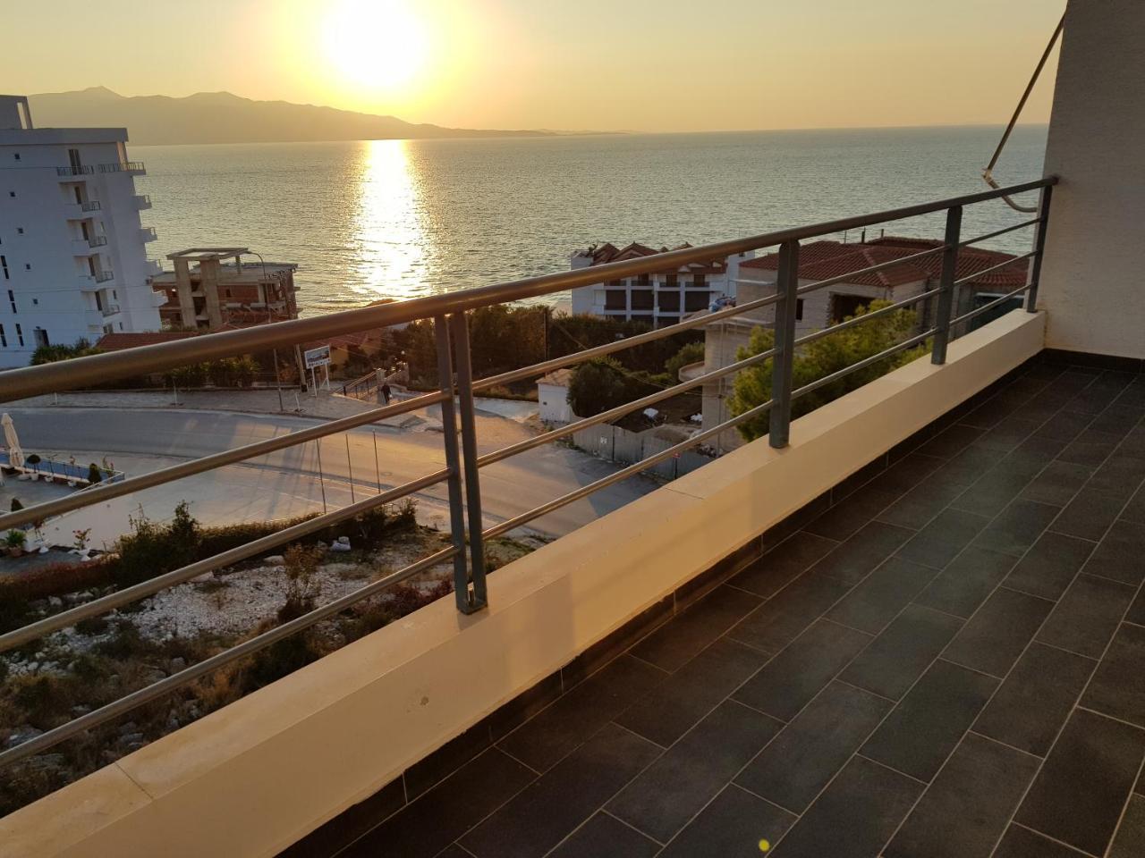 Apt Sarandë 外观 照片